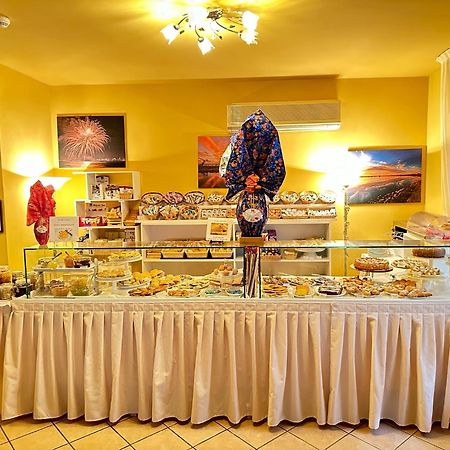 מילאנו מריטימה Hotel Fiorenza מראה חיצוני תמונה