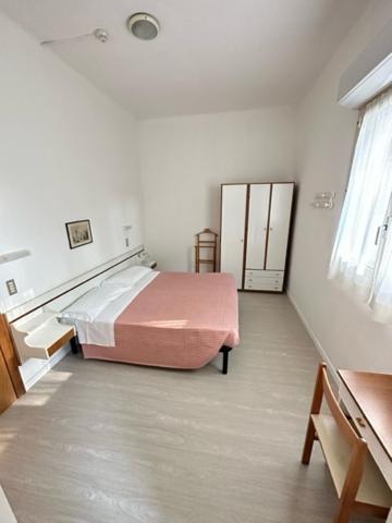 מילאנו מריטימה Hotel Fiorenza מראה חיצוני תמונה