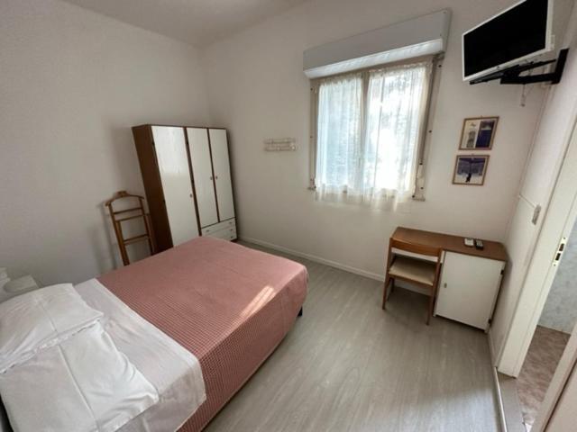 מילאנו מריטימה Hotel Fiorenza מראה חיצוני תמונה